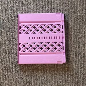 Expanding Locker Shelf